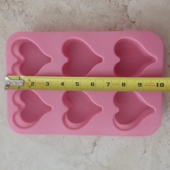 Silicone Heart Molds & Bonus Flower Ice Mold - Picture 4 of 7